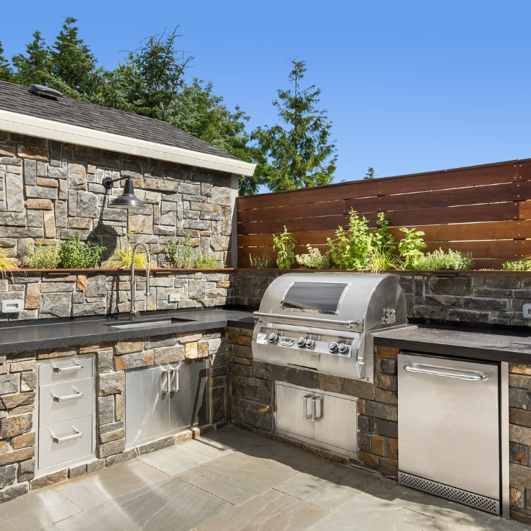 Outdoor Kitchen Services