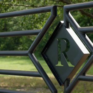 Pipe fence gate