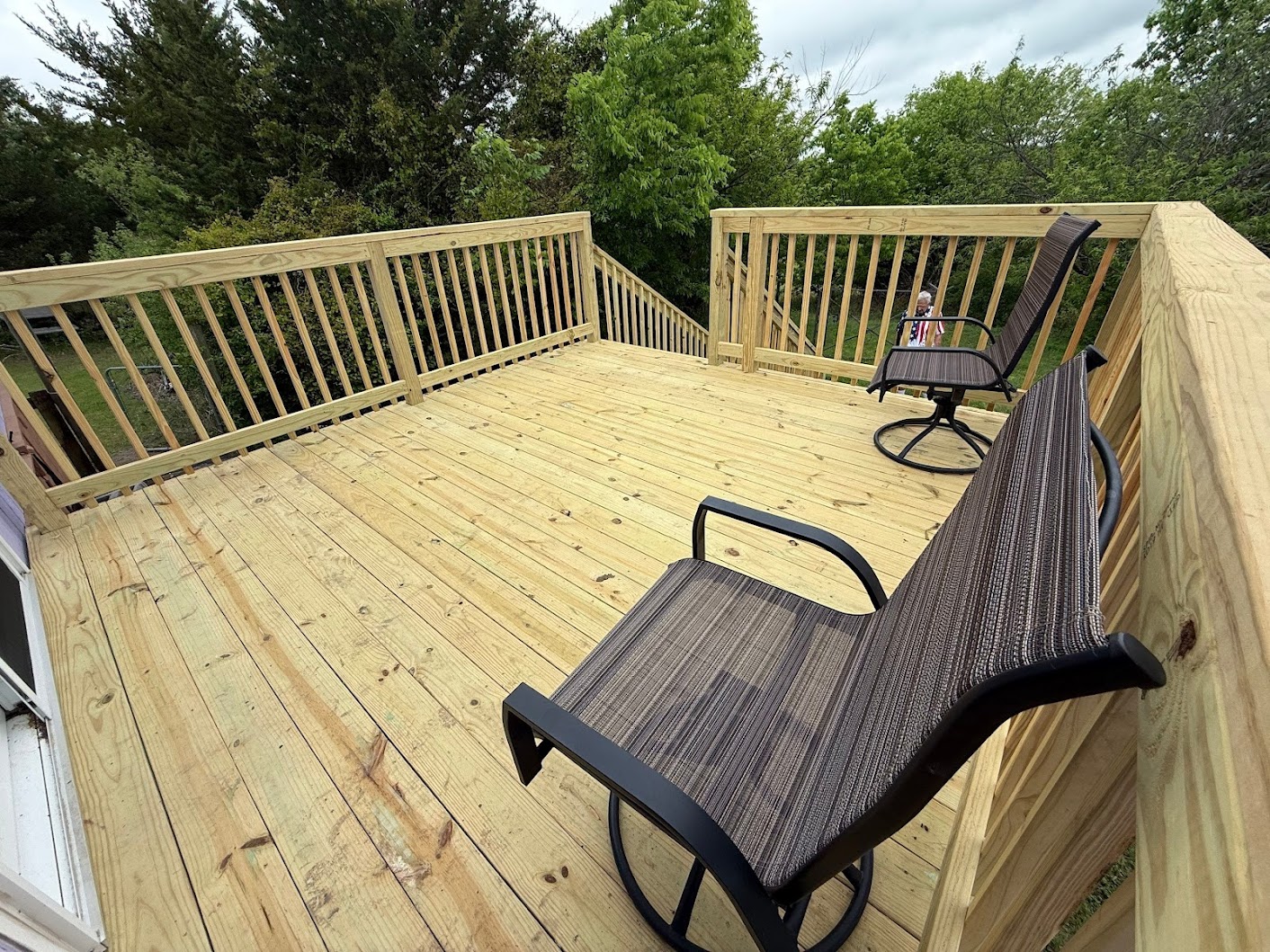 Deck Installation Plans Built for Comfort and Durability